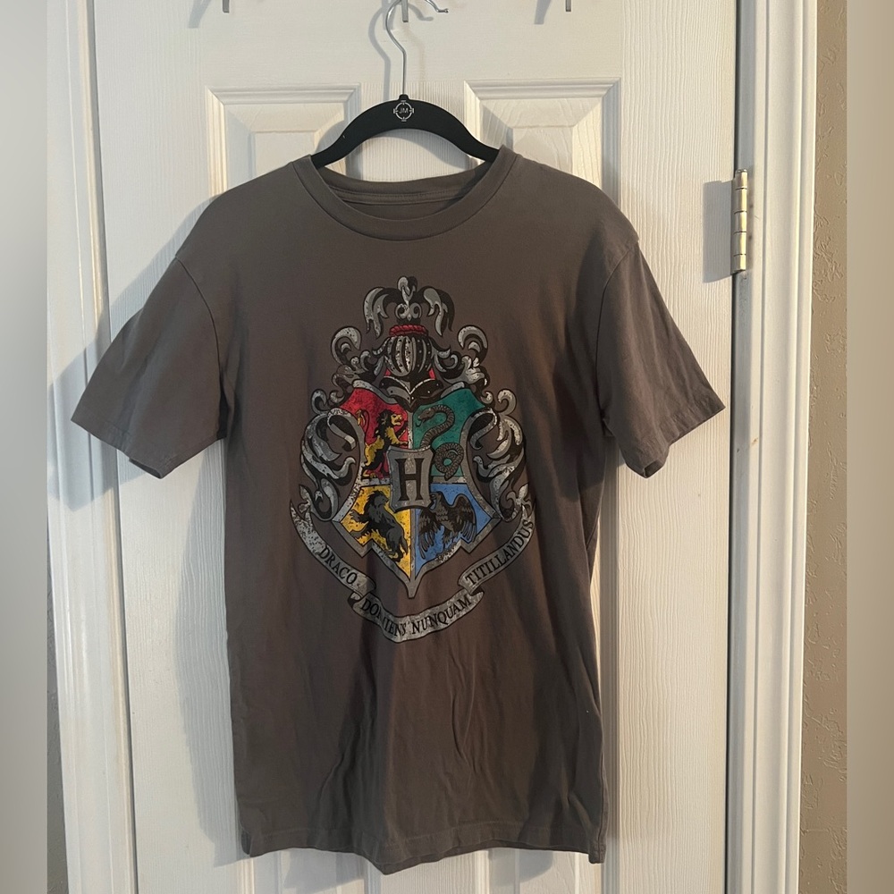 Gray Hogwarts Crest T-Shirt